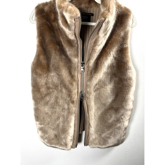 Armani Exchange Faux Fur Front Winter 2015 Sweater Vest Glam Regency Old Money M - Picture 2 of 8